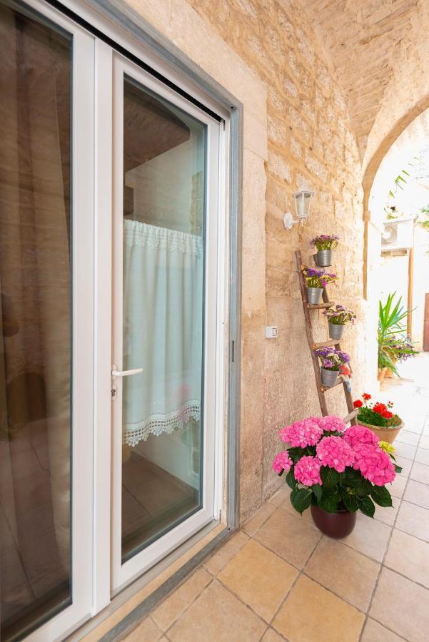 Il Saraceno Apartment Джовинаццо Экстерьер фото